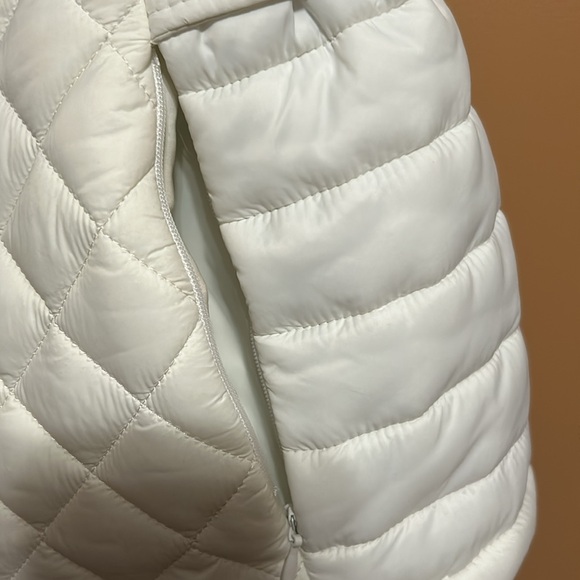 Tommy Hilfiger white women vest size L - Picture 5 of 6